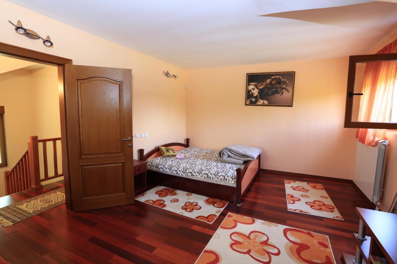 Amigosranch Villa Kruševac Dış mekan fotoğraf