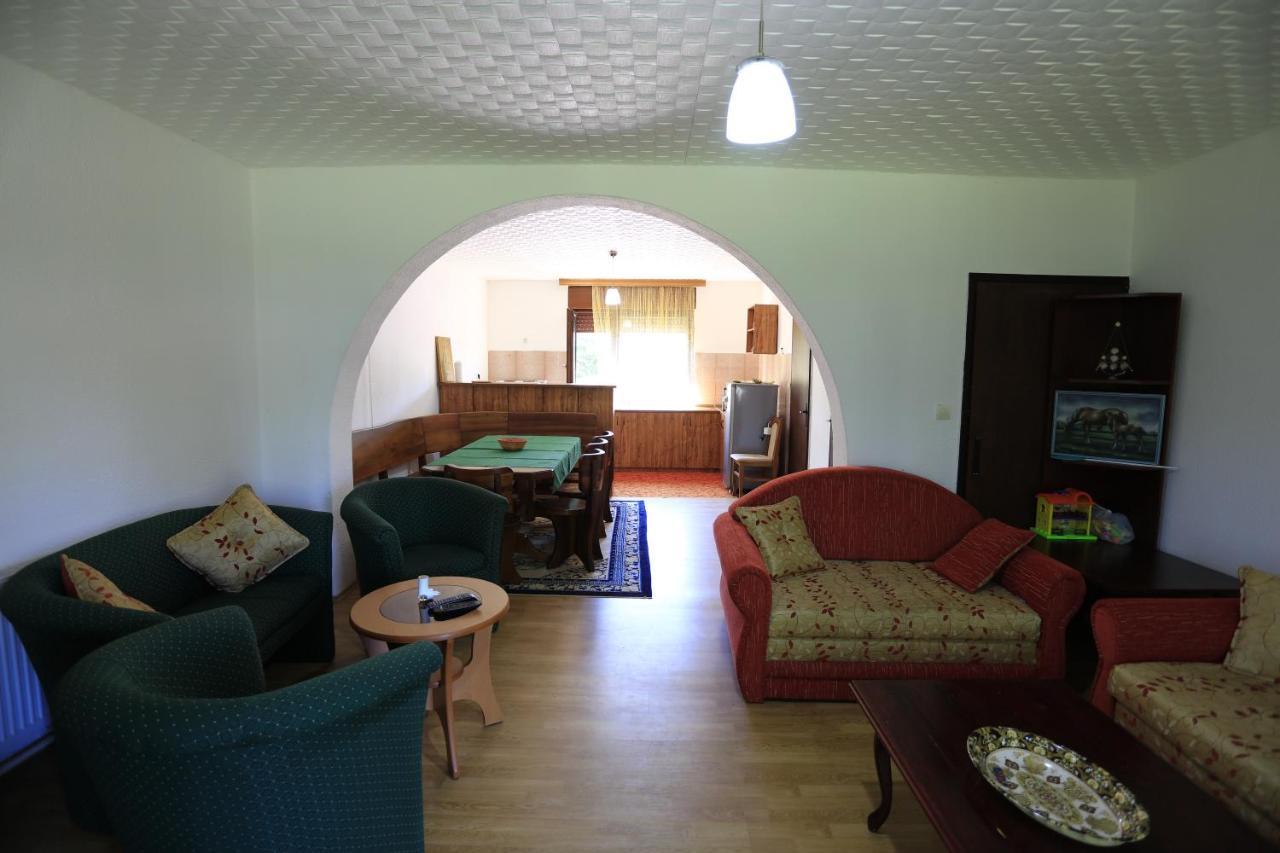 Amigosranch Villa Kruševac Dış mekan fotoğraf